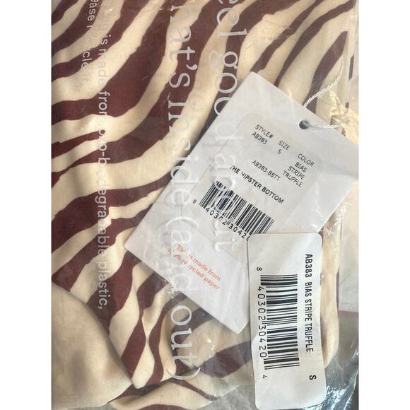 NWT Andie Swim The Hipster Bikini Bottom In Bias Stripe Truffle Size Small - Picture 5 of 8